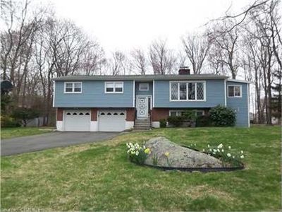 8 Highland Dr, Prospect, CT, 06712