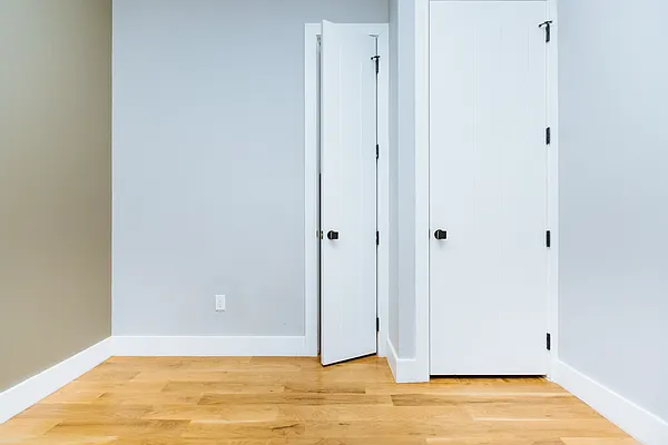 Rented by Nooklyn NYC LLC | media 51