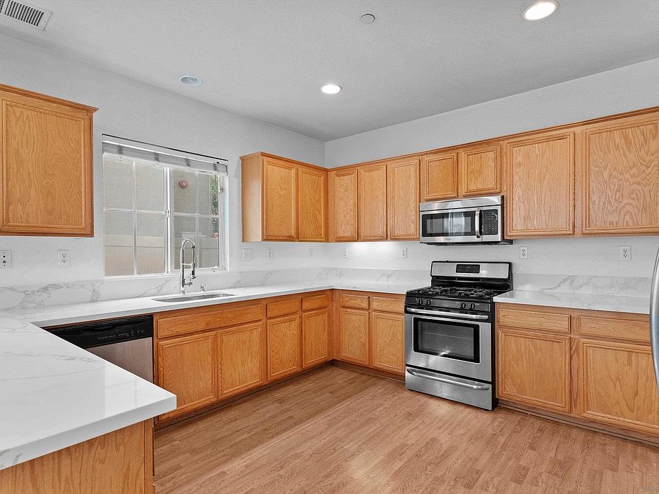 1st image of 4437 Leonard Ct