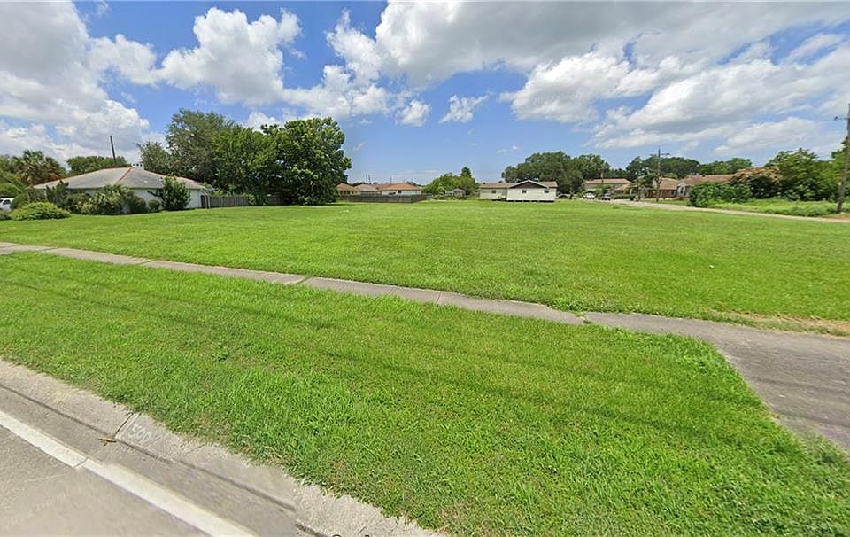 2nd image of 11323 Morrison Rd