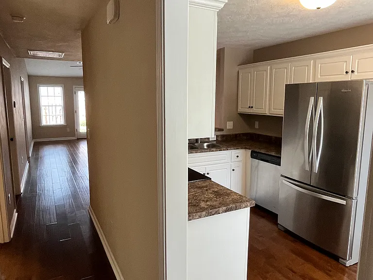 110 Satomi Way — Photo 4