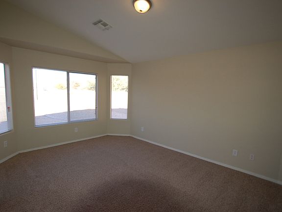 4th image of 3714 S 73rd Dr
