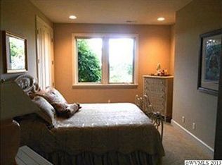 845 Sahalee Ct SE, Salem, OR 97306