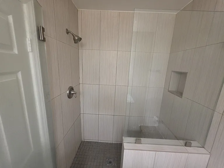1250 S Orange St — Photo 26