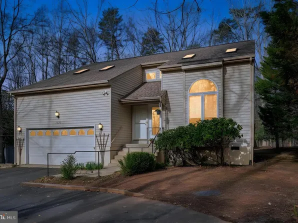 1023 Eastover Pkwy, Locust Grove, VA 22508