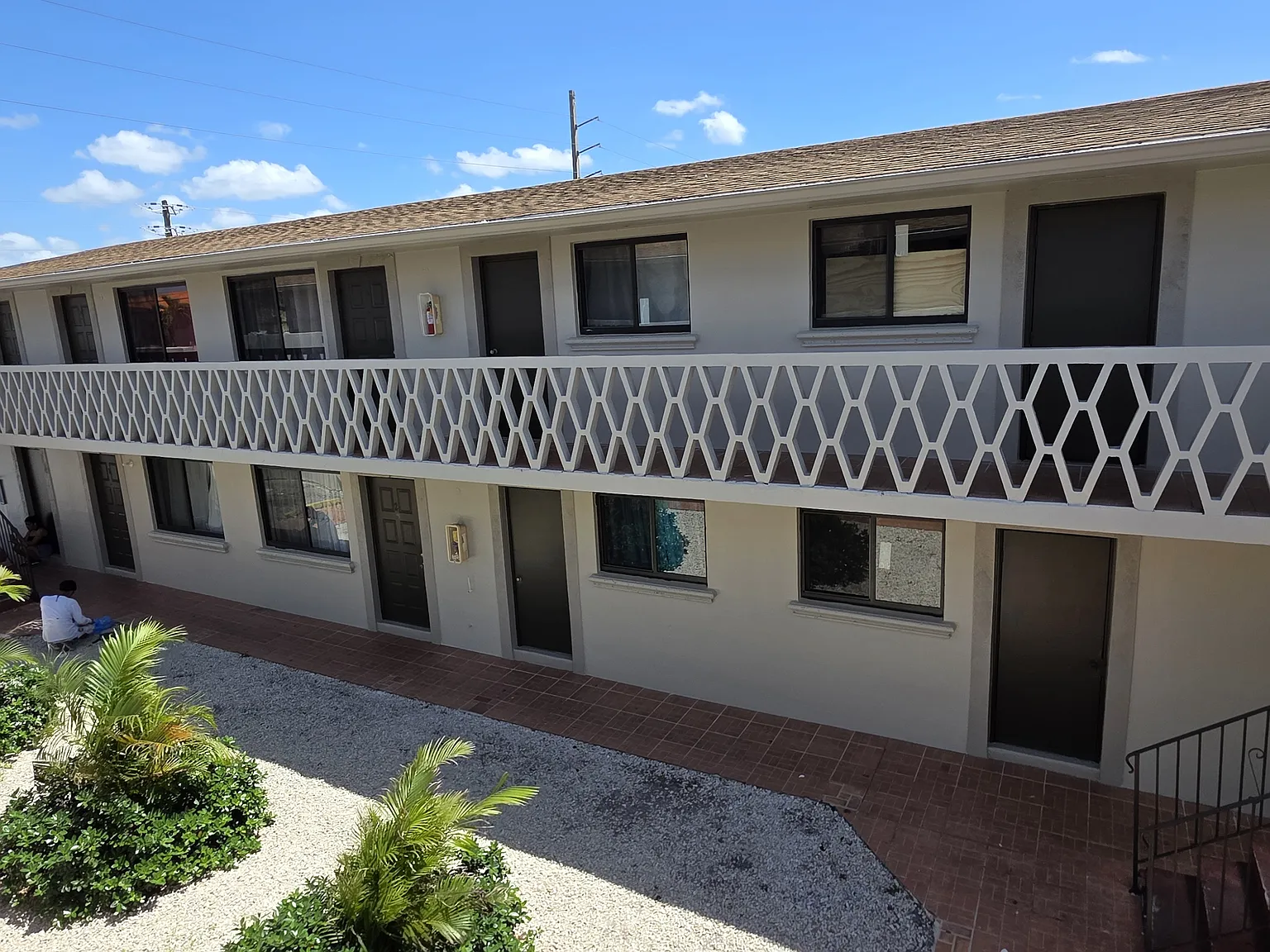 2 bed, 680 sqft, $2,000 — Photo 2