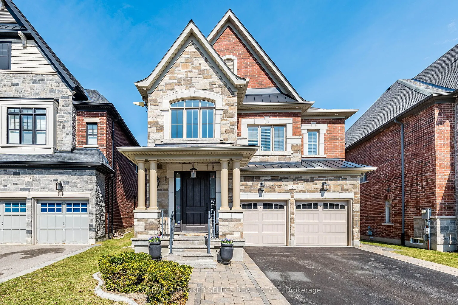 161 Cranbrook Cres photo 1