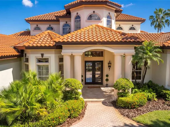 7877 Bayou Club Blvd, Seminole, FL 33777