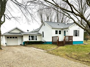 2507 W 2nd St, Galien, MI 49113