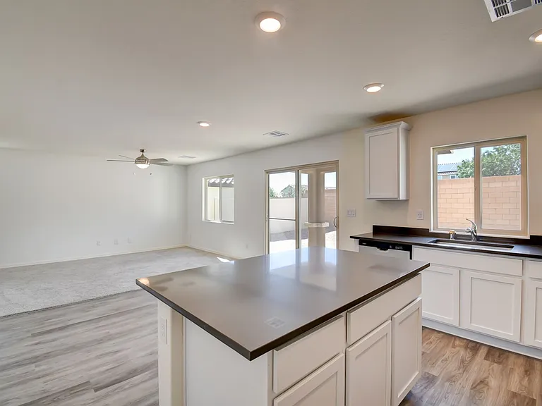 1705 Cowboy Path Ave — Photo 7