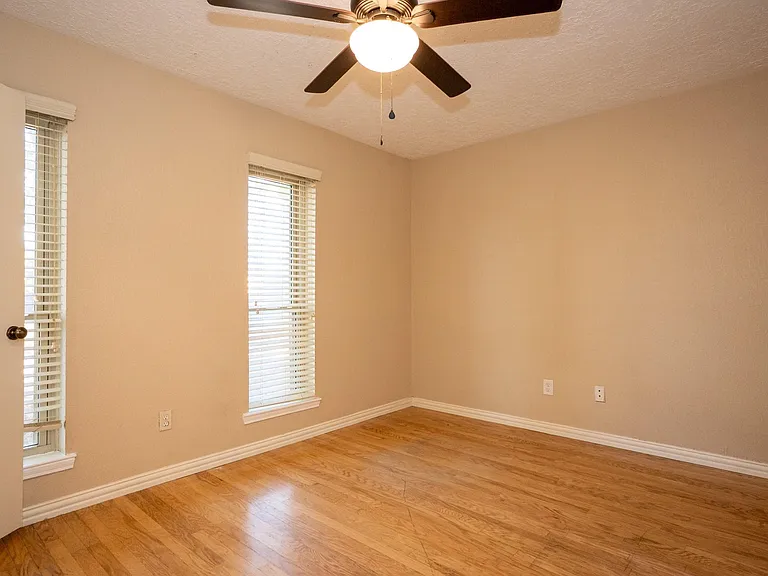 22811 Elkana Deane Ln — Photo 20