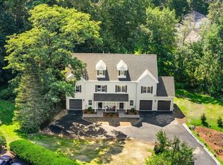 156 Chestnut St #15, North Andover, MA 01845