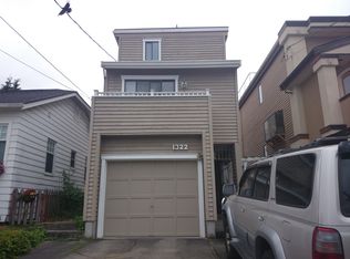 1322 44th Ave SW, Seattle, WA 98116
