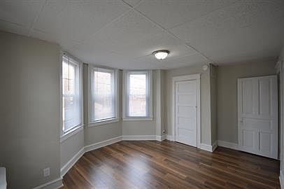 4th image of 7201 Edmund St #2