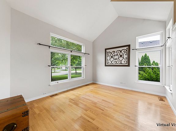 4th image of 408 Harvard Ct