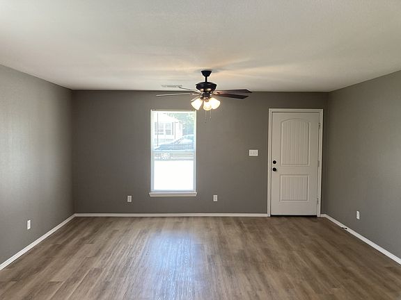 4th image of 102 S 25th St #1