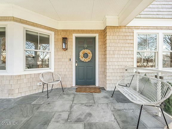 2nd image of 26 Chapel Ln