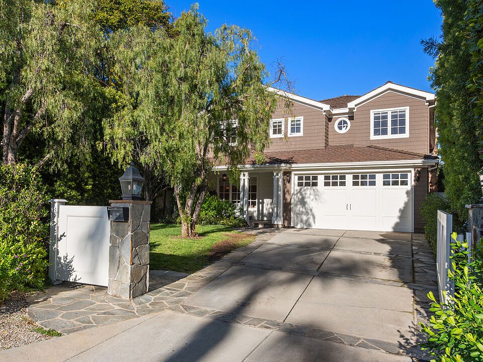 1st image of 208 S Anita Ave