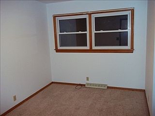 5th image of 1018 W Sunny Ln