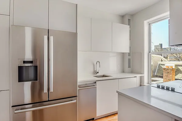 Rented by Akelius Real Estate Management | media 13