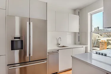 Rented by Akelius Real Estate Management