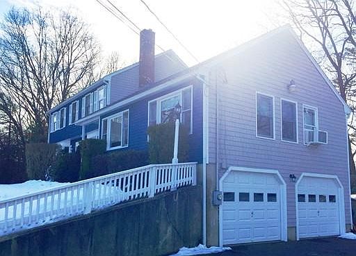 2nd image of 15 Treeland Dr