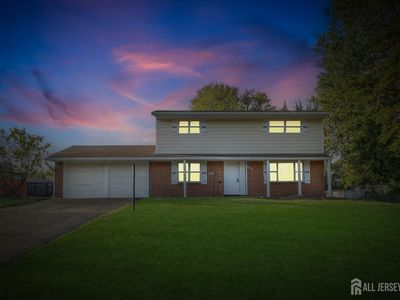 41 Raleigh Rd, Kendall Park, NJ, 08824