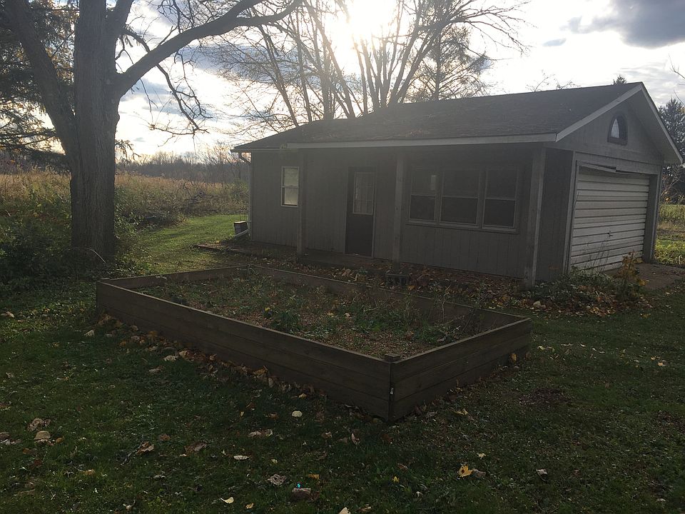 2nd image of 430 Fyler Rd
