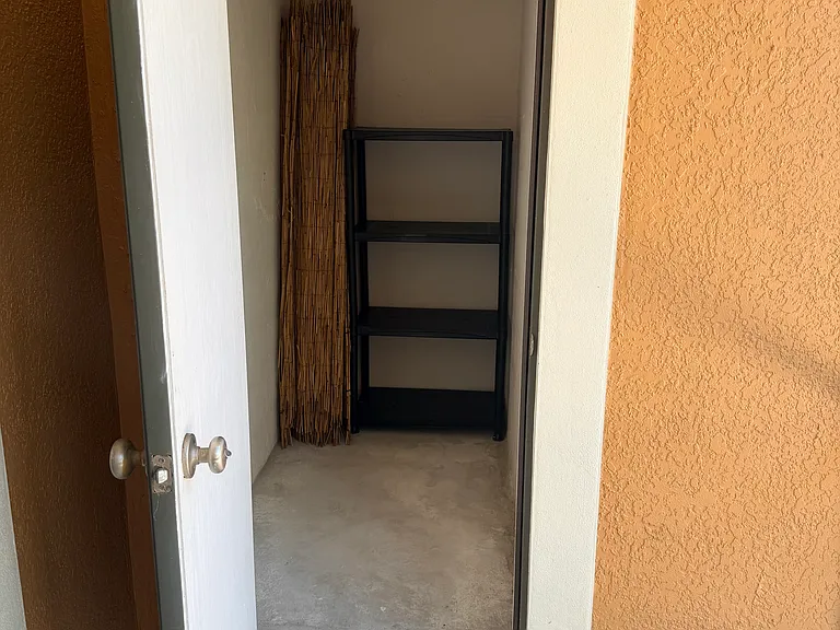 Lanai storage