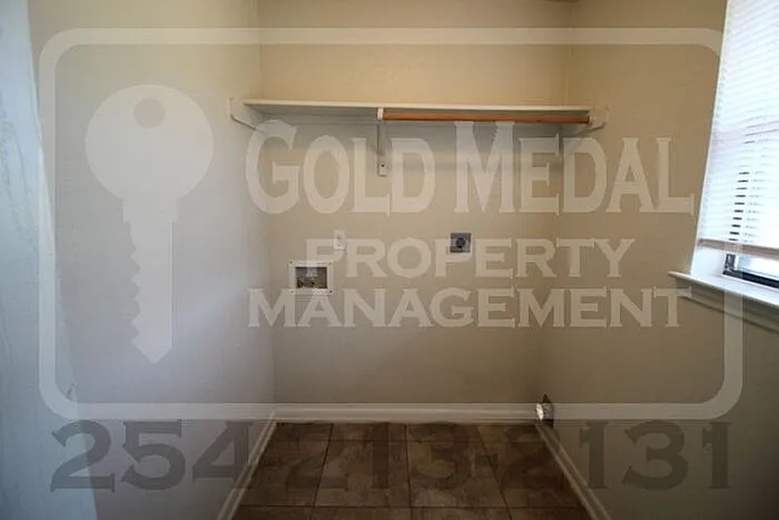 1103 Lansberry Ct #C — Photo 7