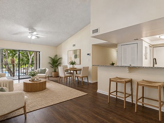 4th image of 2111 Brandywine Rd #525