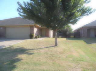 1507 Glenhaven Dr APT B, Cleburne, TX 76033