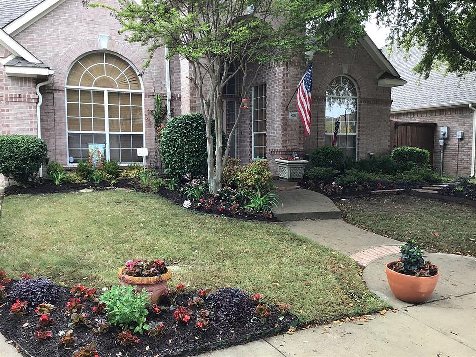 1st image of 804 Lake Point Cir