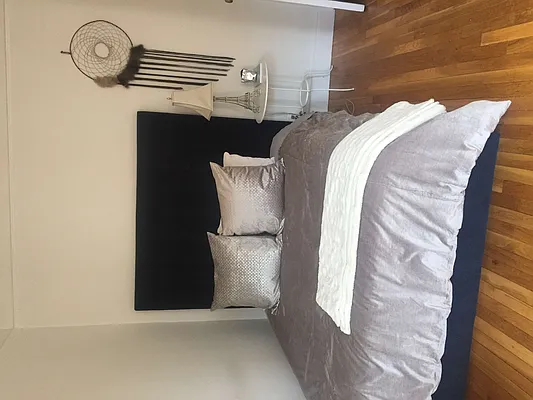 Rented by M.Woods & Associates | media 19