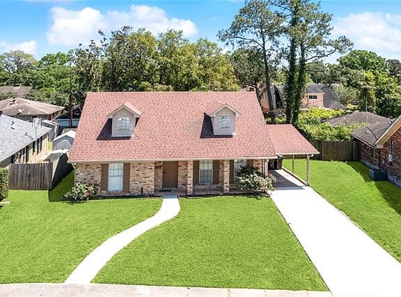 4th image of 3738 Somerset Dr
