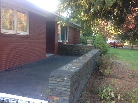 Front Entry of House (Oct 1, 2014)