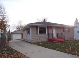 1025 W Brewster St, Appleton, WI 54914