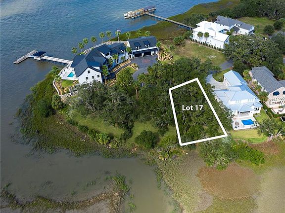 2nd image of 309 Yacht Club Ln