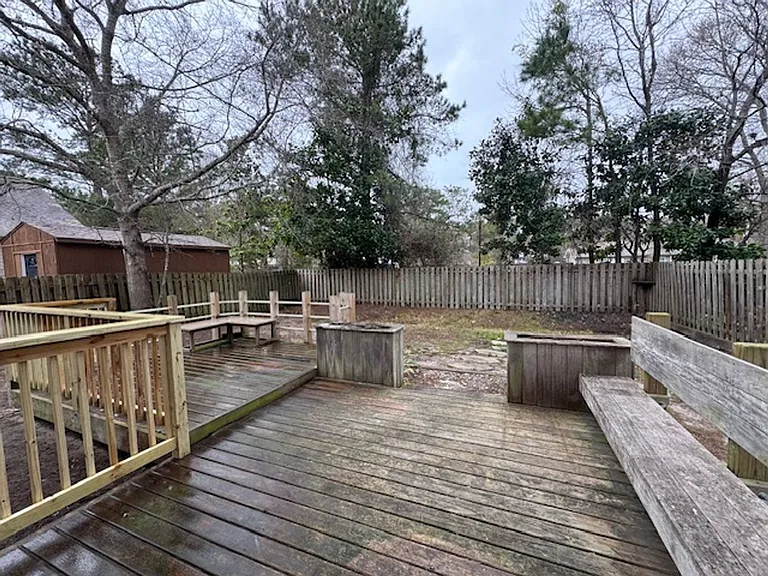 150 Raye Dr — Photo 24
