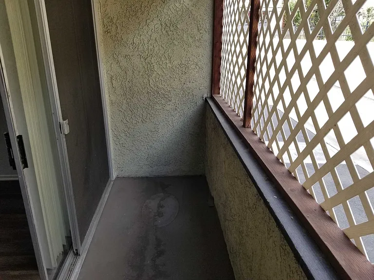Moorpark St — Photo 10