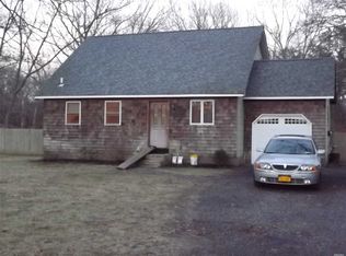 357 Wading River Rd, Manorville, NY 11949