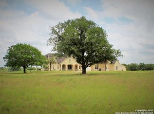 456 County Road 413 #A, Waelder, TX 78959