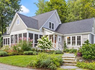 4 Creek Ln, Manchester, ME 04351