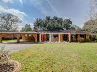 207 Meadow Ln, Lafayette, LA 70506