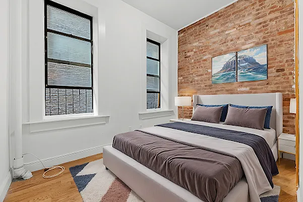 Rented by REAL New York | media 3