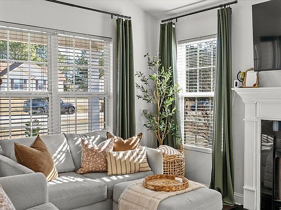 2nd image of 214 Orkney Rd