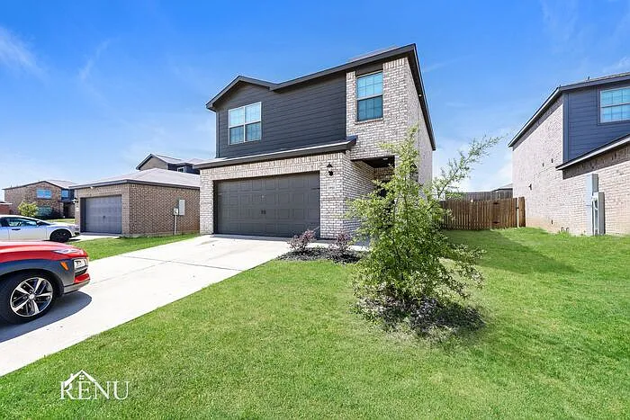 3 bed, 2.5 bath, 1707 sqft, $1,990 — Photo 2