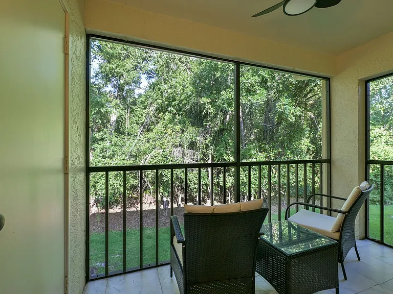 3301 Crystal Ct E #O — Photo 23