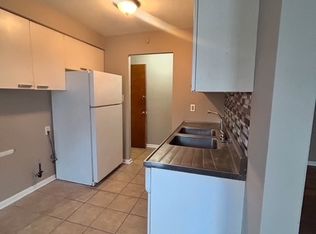 2817 Noble Rd APT 1, Cleveland, OH 44121