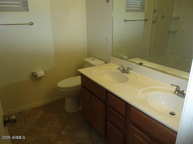 2950 E Glenhaven Dr — Photo 12
